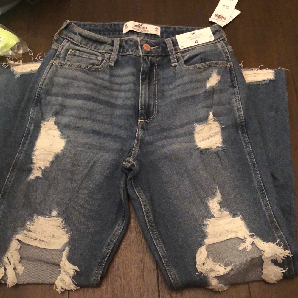 *Brand New* High waisted Hollister jeans